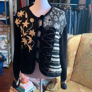 🤎Vintage knit sweater with print, embroidery, and sequins